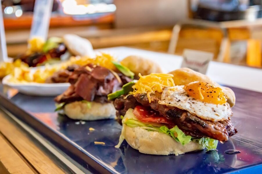 Food specials in Cape Town under R200